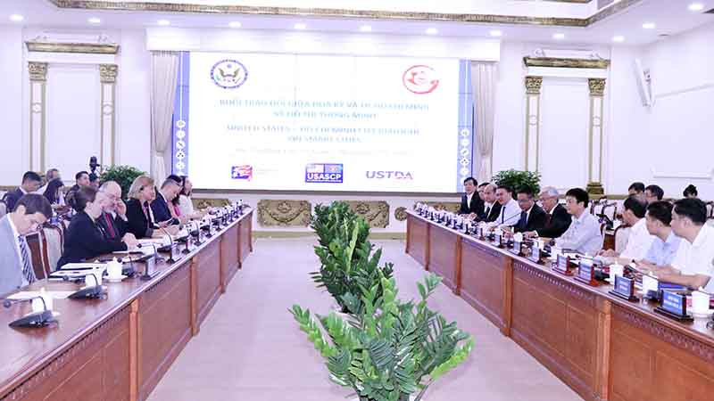 Quang cảnh buổi tọa đàm. (Ảnh: Xuân Khu).