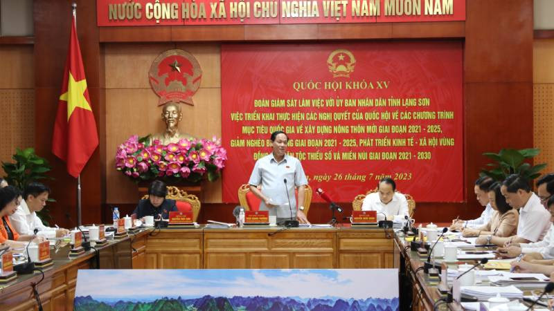 Đồng chí Thượng tướng Trần Quang Phương, Ủy viên Trung ương Đảng, Phó Chủ tịch Quốc hội làm việc với Ủy ban nhân dân tỉnh Lạng Sơn.