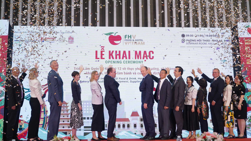Các đại biểu khai mạc Triển lãm quốc tế Food và Hotel Vietnam 2024. 