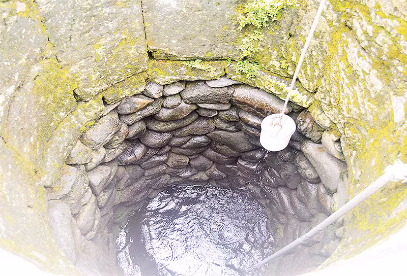 Nước giếng cổ Xó La luôn trong, xanh và ngọt.