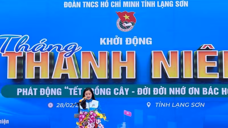 Bí thư Tỉnh đoàn Lạng Sơn, Định Thị Anh Thư phát động Tháng Thanh niên năm 2024.