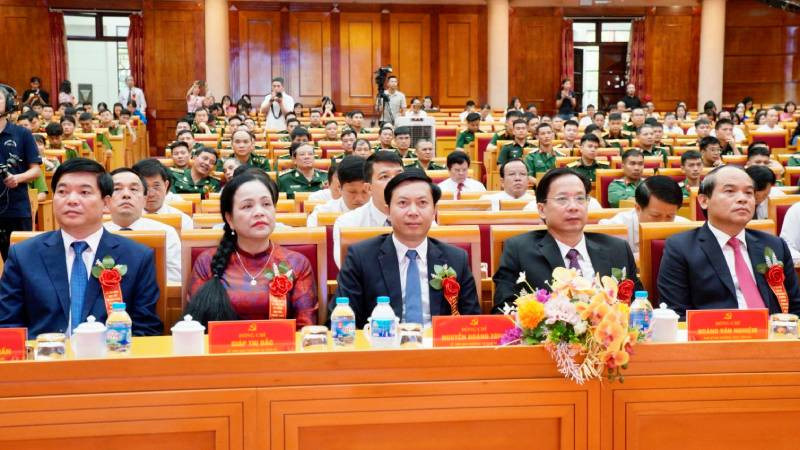 Các đại biểu tham dự lễ tôn vinh Học tập và làm theo tư tưởng, đạo đức, phong cách Hồ Chí Minh.