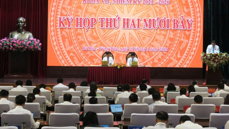 Toàn cảnh Kỳ họp thứ 27, khóa VII, nhiệm kỳ 2021-2026, Hội đồng nhân dân tỉnh Bà Rịa-Vũng Tàu.