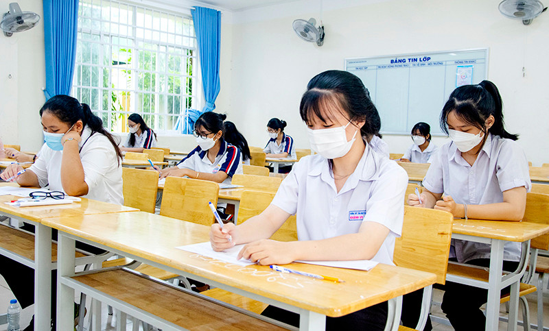 Điểm thi Trường trại Trường THPT Trần Nguyên Hãn (tỉnh Bà Rịa Vũng Tàu) trong kỳ thi tốt nghiệp THPT năm 2023. (Ảnh NGUYỄN LỘC)