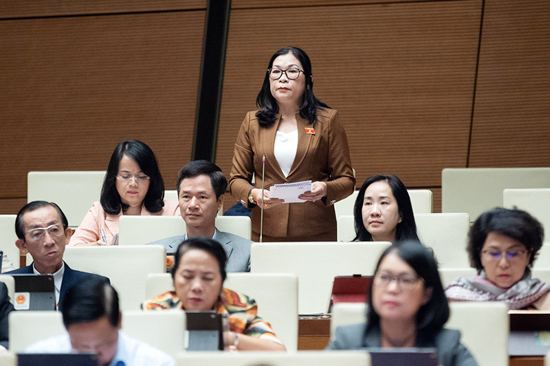 Các đại biểu Quốc hội thảo luận về công tác phòng, chống tham nhũng, tiêu cực tại kỳ họp thứ 6, Quốc hội khóa XV.