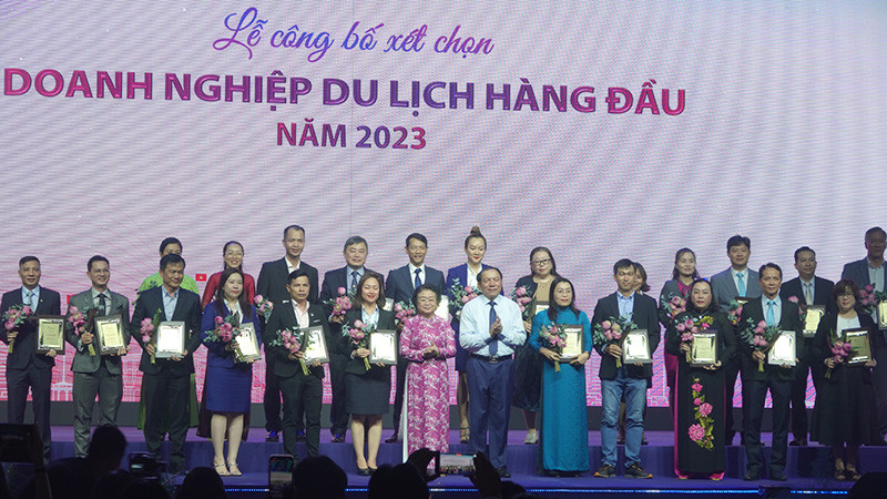 Công bố kết quả các doanh nghiệp du lịch hàng đầu năm 2023.