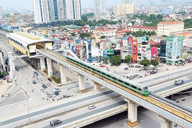 Hạ tầng giao thông Thủ đô đang từng bước hiện đại hơn.