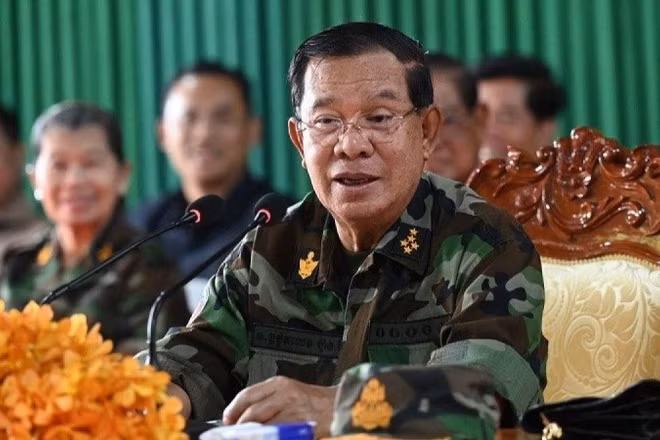 [Video] Campuchia trao toàn quyền điều phối quốc phòng cho Chủ tịch Thượng viện Hun Sen