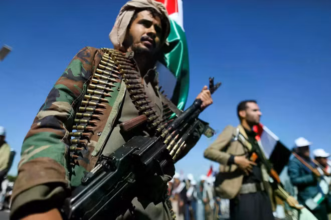 [Video] Xung đột mở rộng khi Houthi phóng tên lửa vào Israel