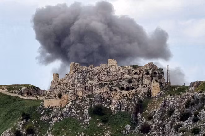 [Video] Israel mở rộng kiểm soát tại Liban, pháo đài Beaufort thất thủ