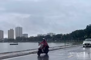 Dự báo khu vực Hà Nội có mưa vừa, mưa to và dông, (Ảnh minh họa: Đ.T)