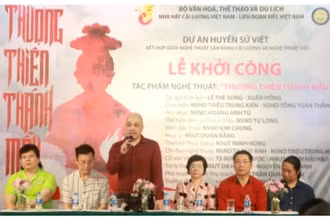 Ê-kíp sáng tạo chia sẻ về nội dung và cách thức dàn dựng vở diễn.