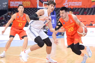 Tại kỳ SEA Games 30, Đội tuyển bóng rổ nam đã giành được chiếc Huy chương đồng đầu tiên tại giải đấu. (Ảnh: Sport5)