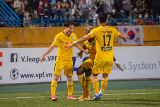 HAGL tiếp tục chiếm ngôi đầu. (Ảnh: HAGL FC)