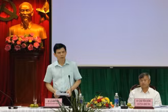 Thứ trưởng GT-VT Lê Anh Tuấn phát biểu kết luận buổi làm việc.