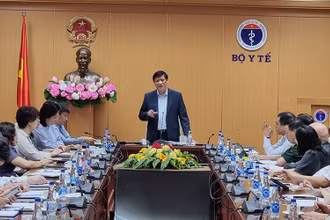 GS, TS Nguyễn Thanh Long, Bộ trưởng Y tế phát biểu tại hội nghị.