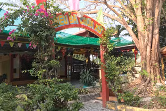 Miếu Bà Chúa Xứ-nơi bà C bị bà Tám hành hung, lấy tài sản. 