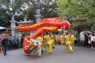 Múa rồng thể hiện hào khí Thăng Long.