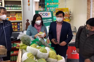 Các sản phẩm OCOP trưng bày tại Điểm giới thiệu và bán sản phẩm OCOP ở quận Cầu Giấy.
