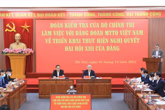 Quang cảnh buổi làm việc, ngày 1/12. (Ảnh: Quang Vinh)