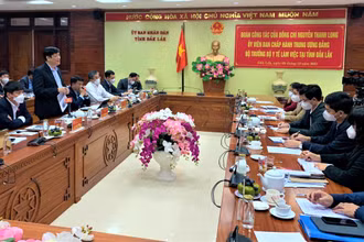 Bộ trưởng Y tế Nguyễn Thanh Long phát biểu tại buổi làm việc.