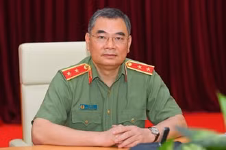 Trung tướng Tô Ân Xô đưa ra các khuyến cáo để người dân tránh bị “sập bẫy” lừa đảo.
