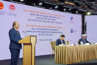 Chủ tịch nước Nguyễn Xuân Phúc phát biểu ý kiến tại tọa đàm.