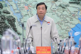 Ông Trần Quang Hoài khẳng định: Hiện nay dự báo của Trung tâm Dự báo khí tượng thủy văn quốc gia, cũng như các đài dự báo quốc tế đang khá thống nhất trong dự báo về cường độ, đường đi, khu vực đổ bộ của bão Rai.
