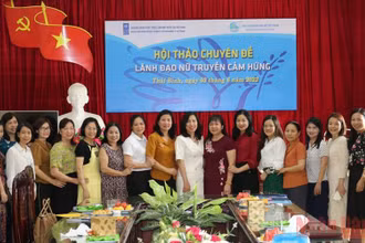 Các đại biểu tham dự hội thảo.