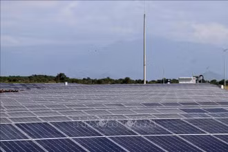 Nhà máy điện mặt trời BP Solar 1 tại xã Phước Hữu, huyện Ninh Phước, tỉnh Ninh Thuận. (Ảnh tư liệu: Công Thử/TTXVN)