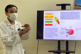 GS, TS Mai Trọng Khoa, nguyên Giám đốc Trung tâm Y học hạt nhân và Ung bướu, Bệnh viện Bạch Mai.