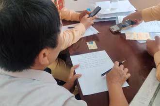 Lái xe làm việc tại cơ quan Công an.