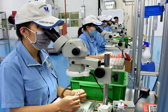 Lao động làm việc tại khu công nghiệp ở Bắc Ninh (Ảnh minh họa: Đăng Khoa).
