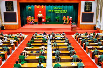 Toàn cảnh hội nghị. 