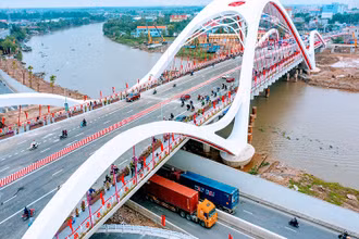 Cầu Rào (Hải Phòng) vừa được thông xe kỹ thuật.