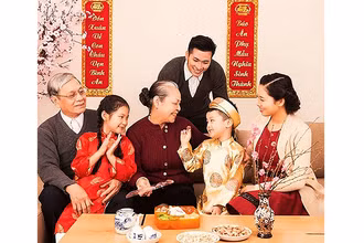 Chúng ta đã bao giờ dành nhiều thời gian nghĩ về những giá trị nhân văn của Tết Việt! Ảnh: CTV