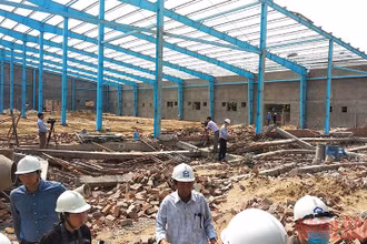 Hiện trường vụ sập tường khiến 7 người chết ở Vĩnh Long xảy ra ngày 15/3/2019. (Ảnh: BÁ DŨNG) 