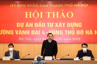 Chủ tịch UBND TP Hà Nội Chu Ngọc Anh chủ trì hội thảo. (Ảnh: Thủy Tiên)