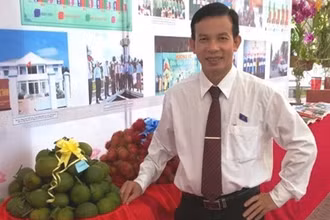 Anh Nguyễn Văn Nhanh, thị trấn Vũng Liêm, huyện Vĩnh Liêm, tỉnh Vĩnh Long, người đoạt giải Nhất tuần đầu tiên Cuộc thi trắc nghiệm “Chung tay vì an toàn giao thông” .
