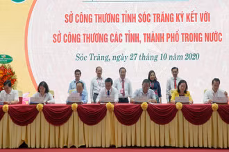 Các sở công thương 15 tỉnh, thành phố ký kết hợp tác sản xuất tiêu thụ sản phẩm OCOP.