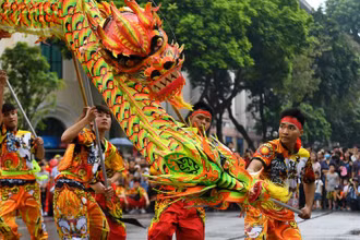 Rực rỡ sắc màu tại Liên hoan nghệ thuật Múa Rồng Hà Nội