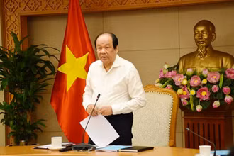 Bộ trưởng, Chủ nhiệm Văn phòng Chính phủ Mai Tiến Dũng chủ trì cuộc họp. (Ảnh: GIA HUY)
