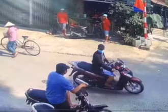 Hình ảnh Tuấn khỉ bỏ trốn sau khi gây án do camera ghi lại.