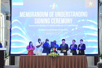 Lễ ký kết hợp tác giữa FPT và Chính phủ Sierra Leone. (Ảnh: Ninh Cơ)