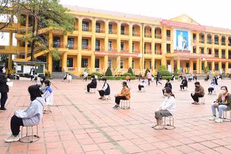 Các trường học vẫn thực hiện nghiêm 5K để phòng dịch.