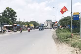Quốc lộ 6 - đoạn từ Ba La đến Xuân Mai chuẩn bị được đầu tư cải tạo, nâng cấp. (Ảnh: Đặng Sơn)