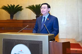 Chủ tịch Quốc hội Vương Đình Huệ phát biểu khai mạc. (Ảnh: Duy Linh)