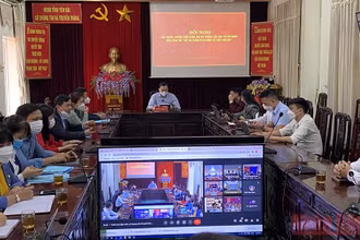 Tập huấn sử dụng "Sổ tay điện tử đảng viên" tại Sở Thông tin và Truyền thông tỉnh Yên Bái.