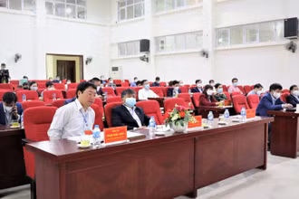 Đại biểu và thí sinh tại phiên khai mạc kỳ thi tuyển lãnh đạo quản lý cấp sở, ngành.
