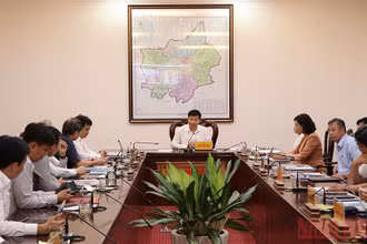 Quang cảnh buổi làm việc.